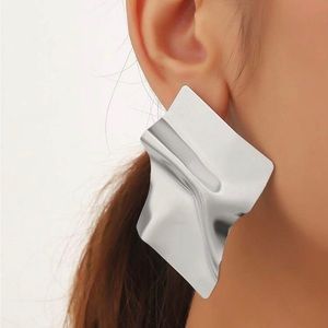 Geometric trendy earrings